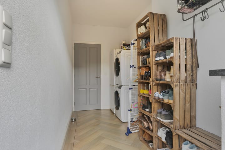 Foto 15 van van Koetsveldlaan 9