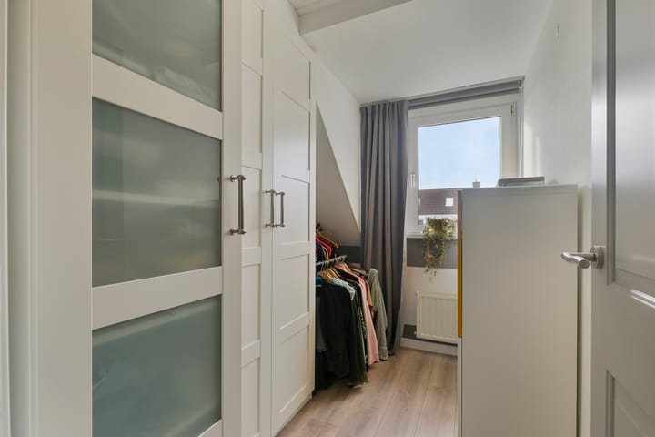 Foto 32 van van Koetsveldlaan 9