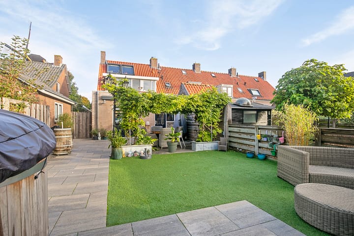 Foto 40 van van Koetsveldlaan 9