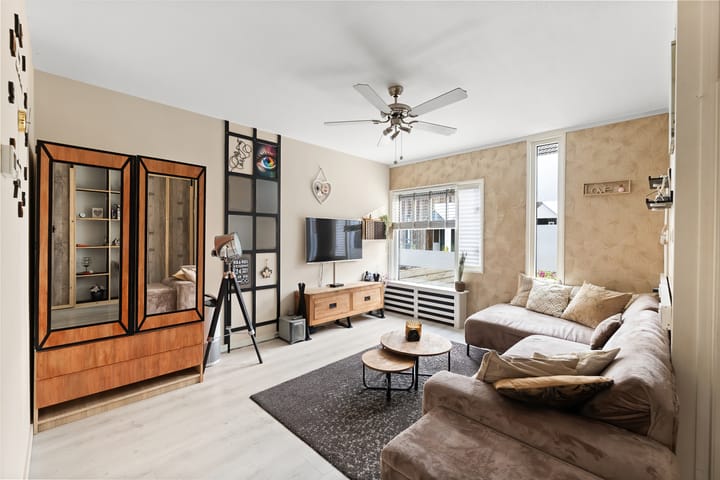 Foto 2 van Kanariesprenk 155