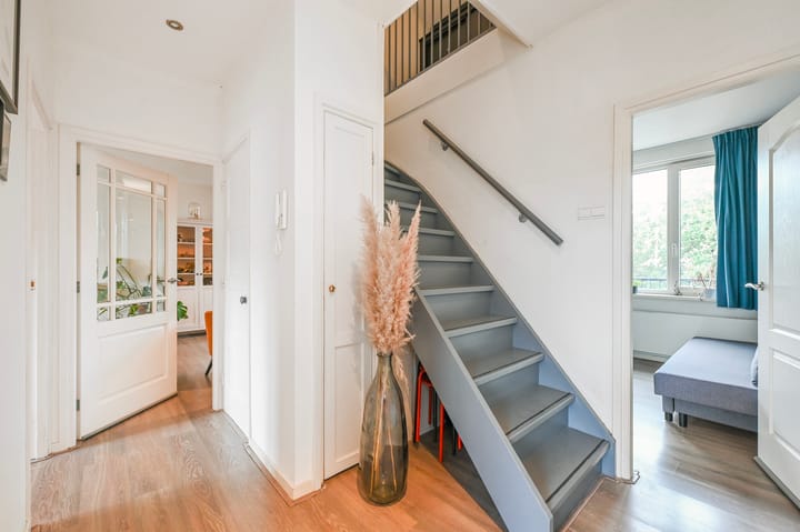 Foto 2 van van Zegwaardstraat 246