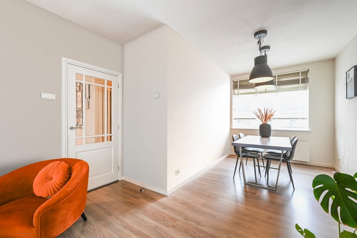 Foto 10 van van Zegwaardstraat 246