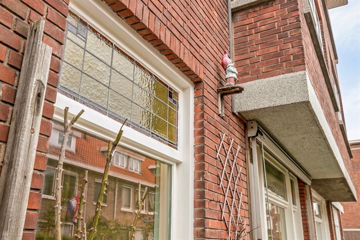 Bekijk foto 10 van Koopmans van Boekerenstraat 40