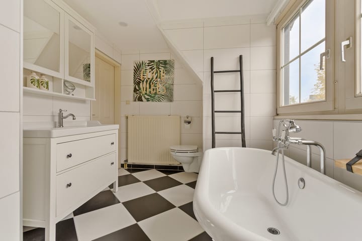 Foto 24 van Denemarkenstraat 21