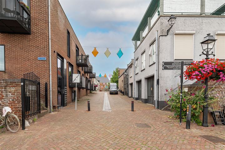 View photo 12 of Hoogstraat 64-H