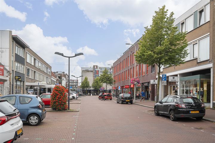 Bekijk foto 44 van Luxemburgstraat 10