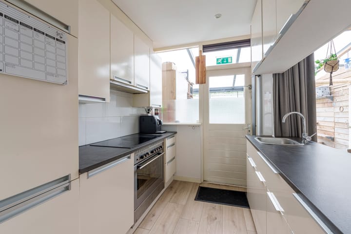 Foto 9 van Delflandstraat 7