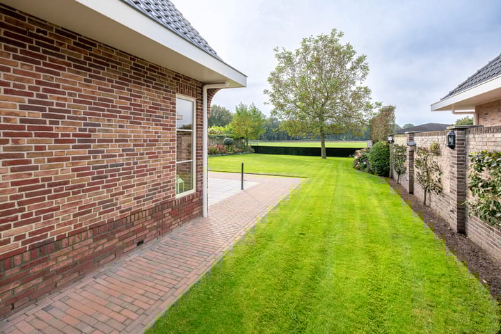 Foto 47 van Blauwgras 7