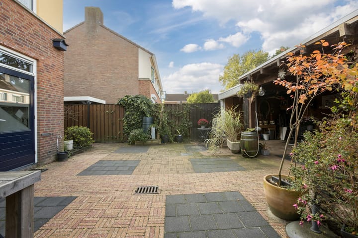 Photo 30 of Schaepmanstraat 19