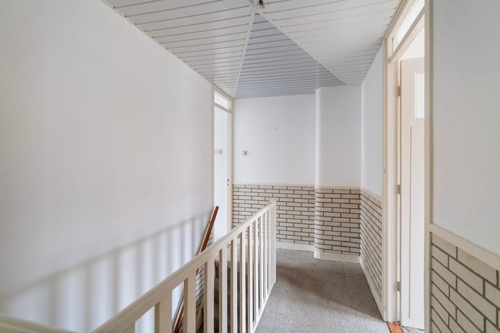 Foto 15 van Loenensestraat 63