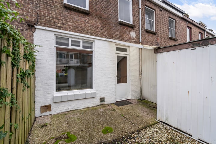 View photo 28 of Loenensestraat 63