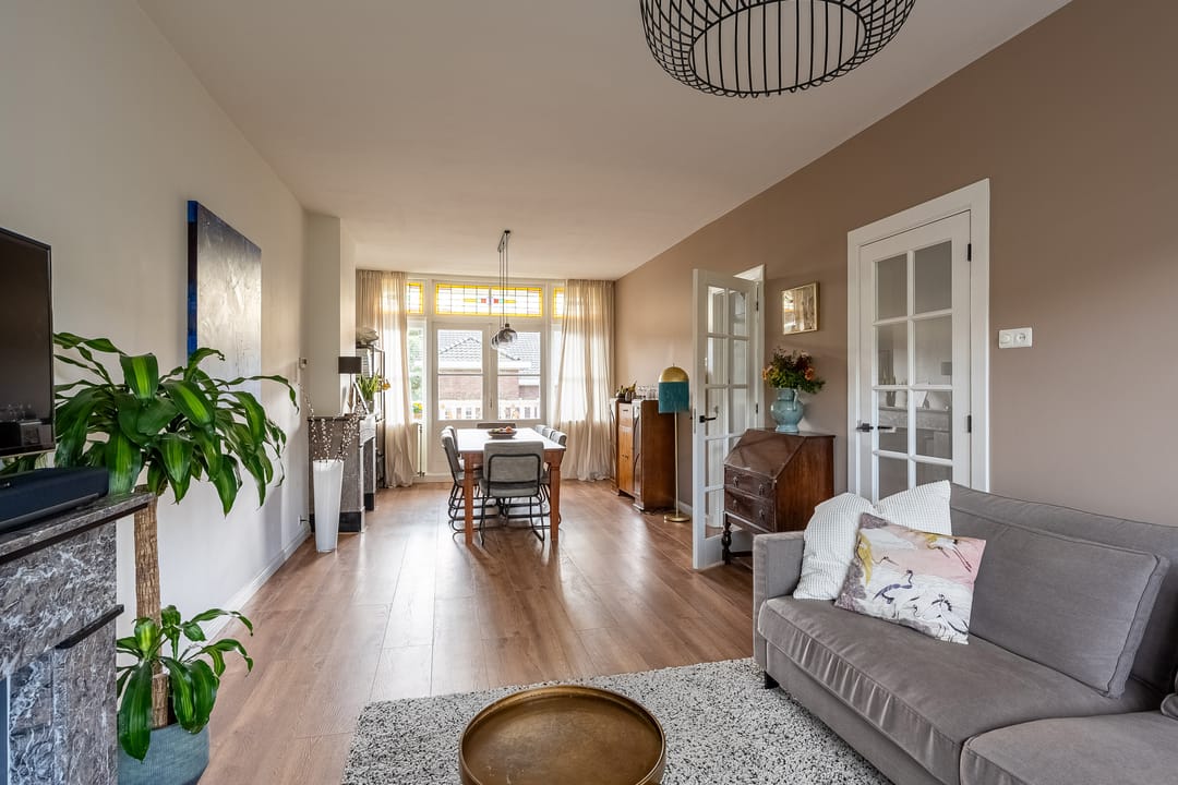 Photo 2 of Burgemeester Knappertlaan 215-B