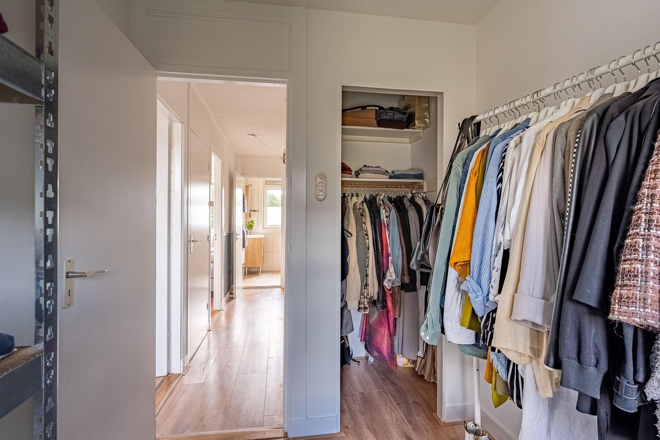 Photo 27 of Burgemeester Knappertlaan 215-B