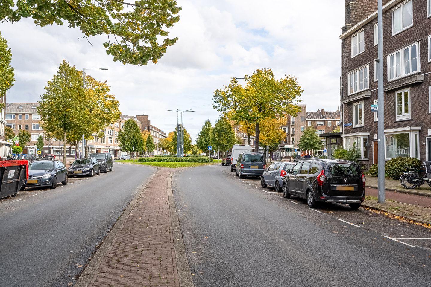 Photo 35 of Burgemeester Knappertlaan 215-B