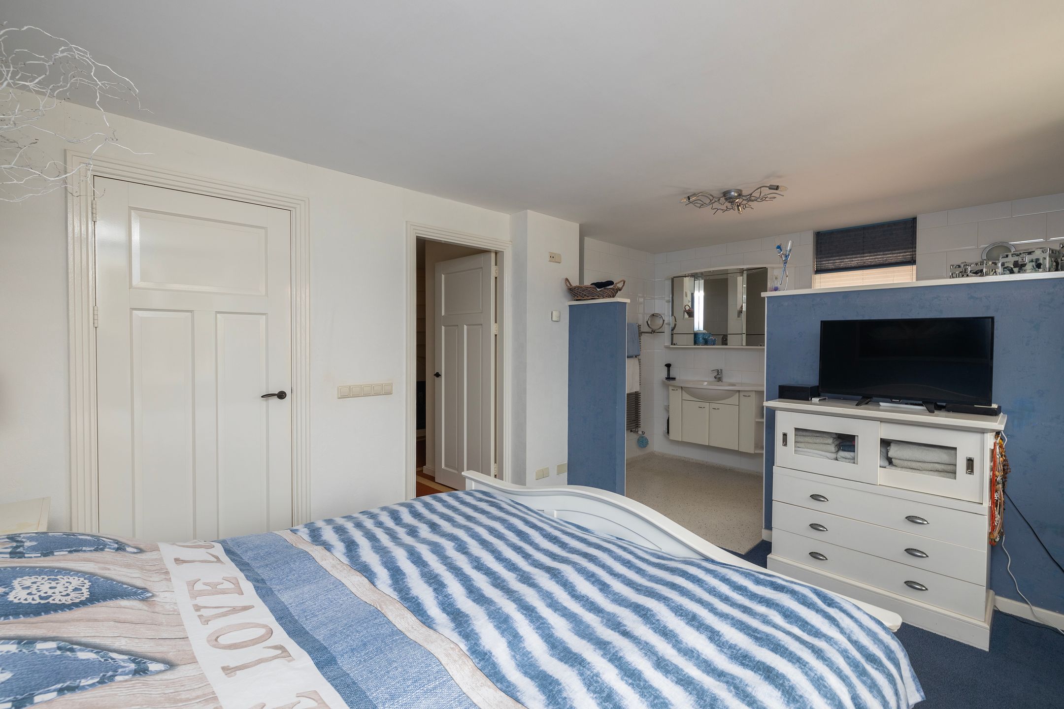 Foto 15 van Langevelderweg 11-A