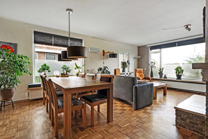 Foto 12 van Hoofdweg 144