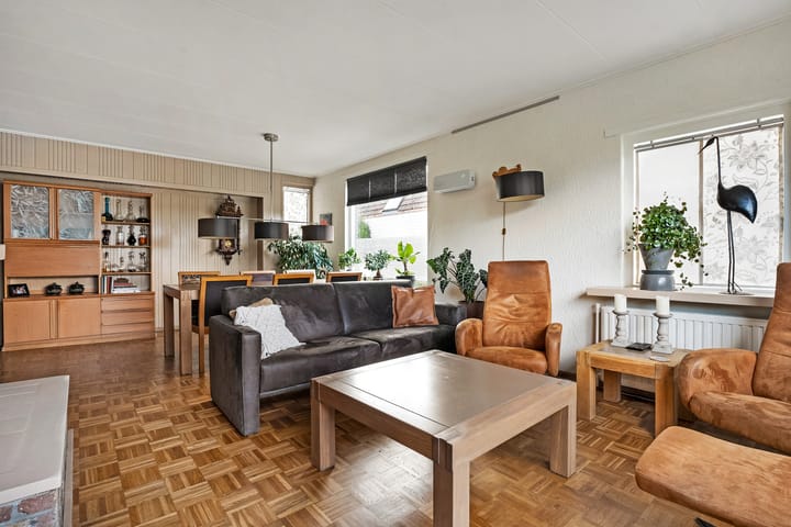 Foto 13 van Hoofdweg 144