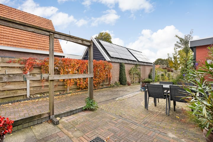 Foto 33 van Hoofdweg 144