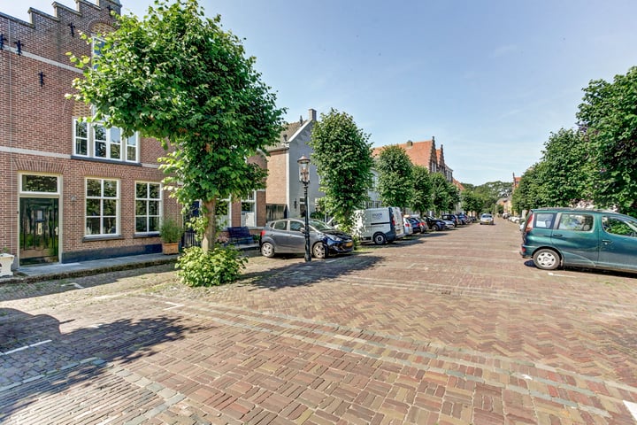 View photo 22 of Hoogstraat 32