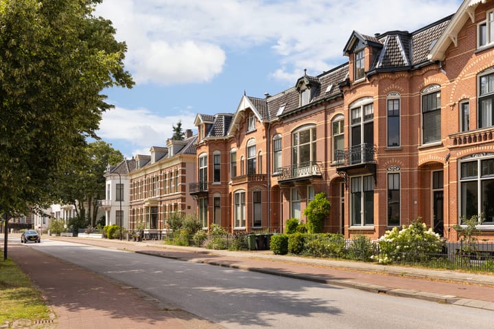 Foto 40 van Burg. Dijckmeesterweg 25