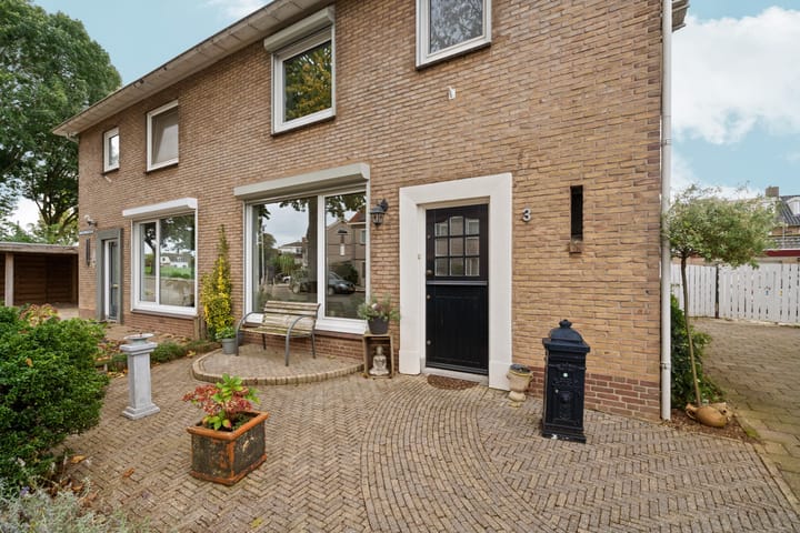 Foto 6 van Graaf Reinaldstraat 3