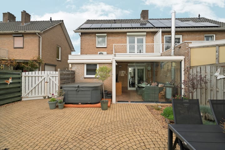 Foto 46 van Graaf Reinaldstraat 3