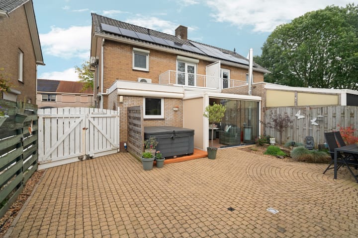 Foto 47 van Graaf Reinaldstraat 3