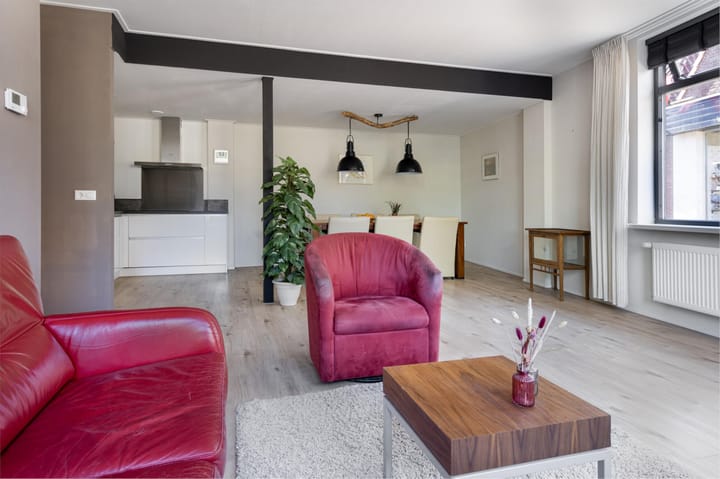 Foto 14 van Halbertsma's Plein 24