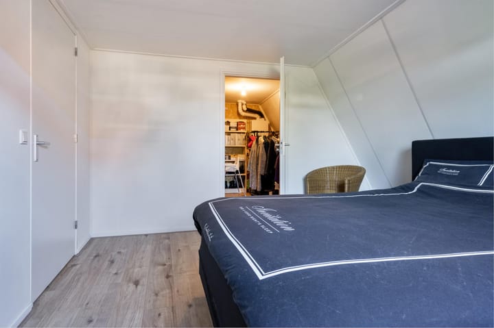 Foto 33 van Halbertsma's Plein 24