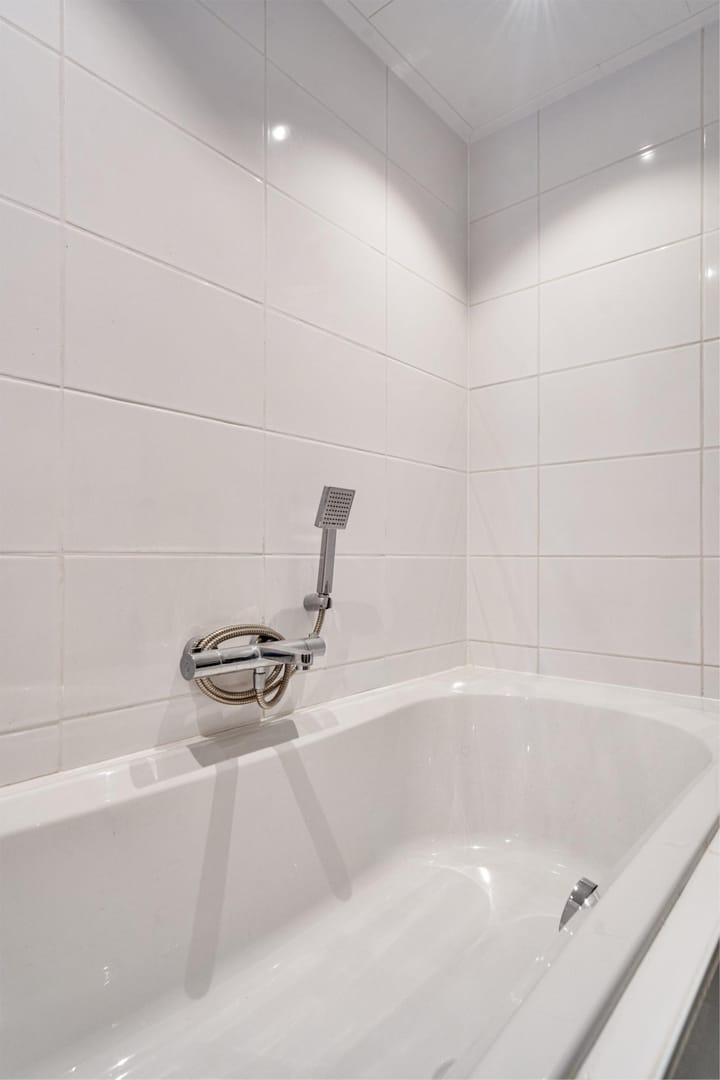 Foto 35 van Halbertsma's Plein 24