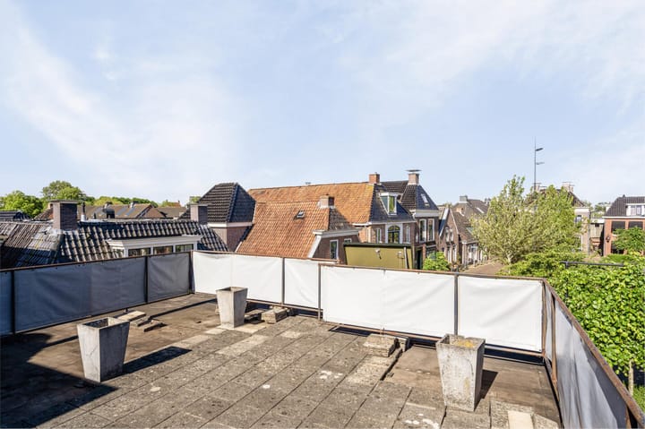 Foto 41 van Halbertsma's Plein 24