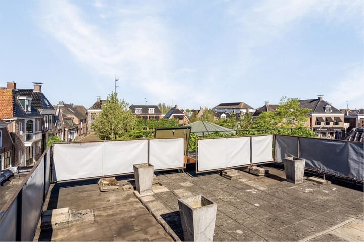 Foto 42 van Halbertsma's Plein 24