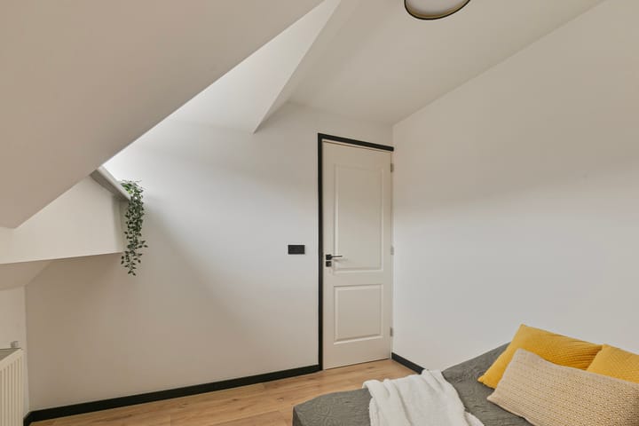 Foto 17 van Schilperoortstraat 83-B