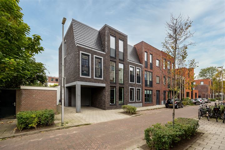 Bekijk foto van Verenigingstraat 76