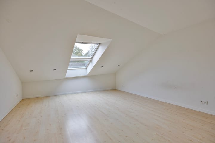 Foto 28 van Heistraat 64