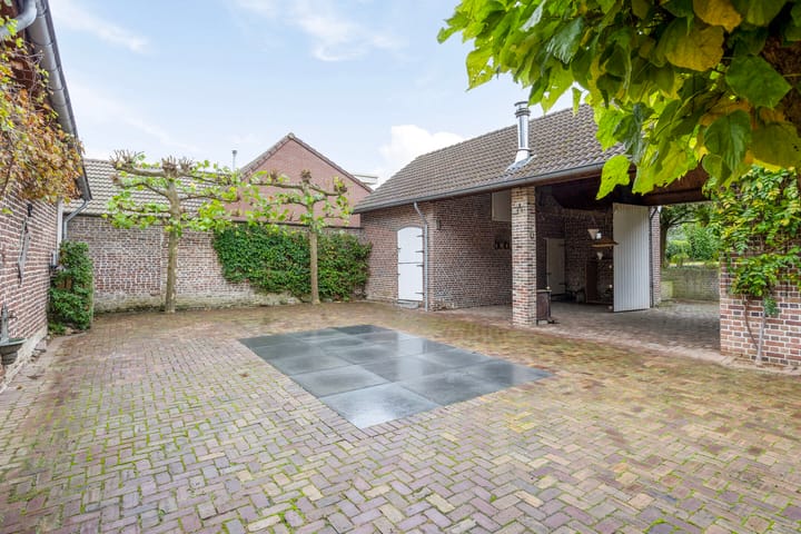 Foto 41 van Heistraat 64