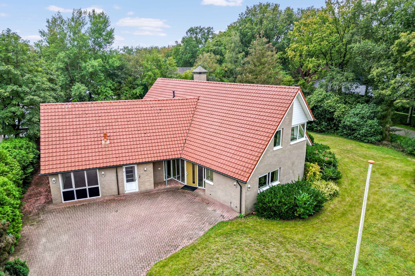 Photo 4 of Ermerweg 127