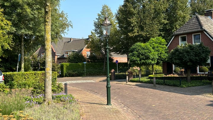 Foto 33 van Zuid Esch 25