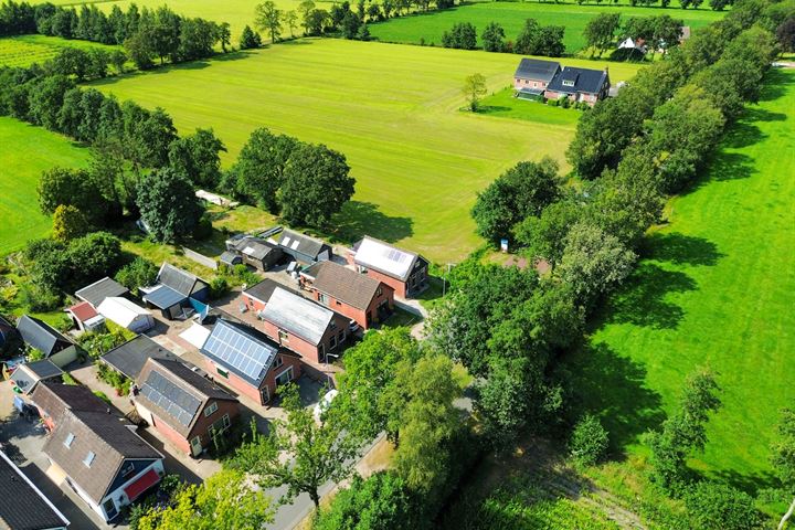 Bekijk foto 6 van Meester Nennstiehlweg 1