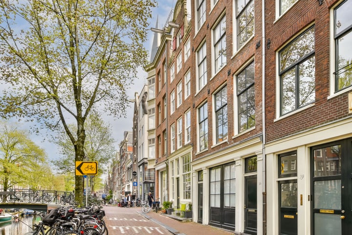 View photo 36 of Bloemgracht 55