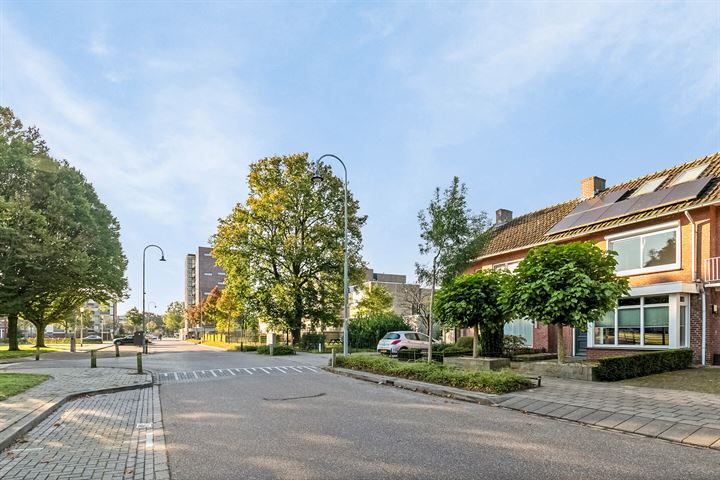 Bekijk foto 36 van Straakvense Bosdijk 63