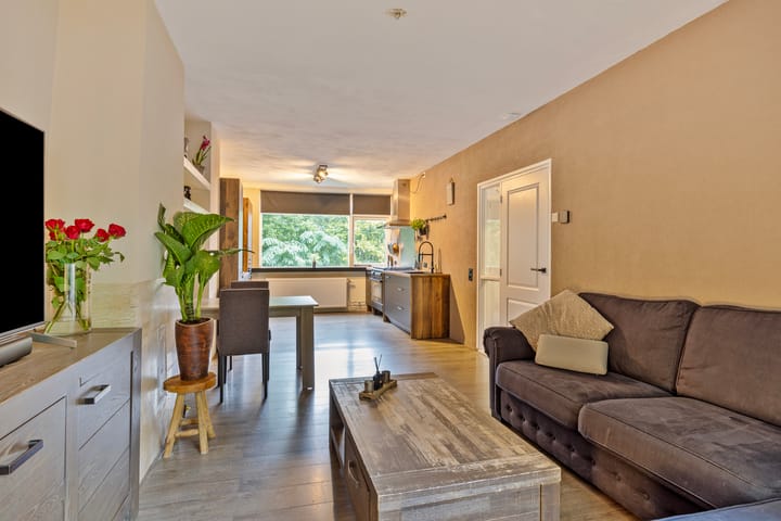 Foto 2 van Pastoor van Thiellaan 33