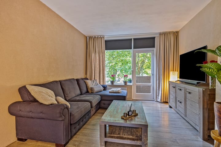 Foto 3 van Pastoor van Thiellaan 33