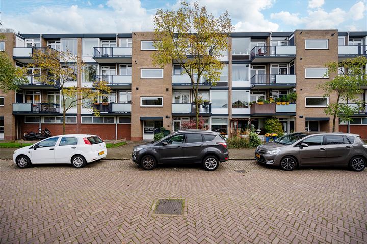 Bekijk foto van Kuyperstraat 18