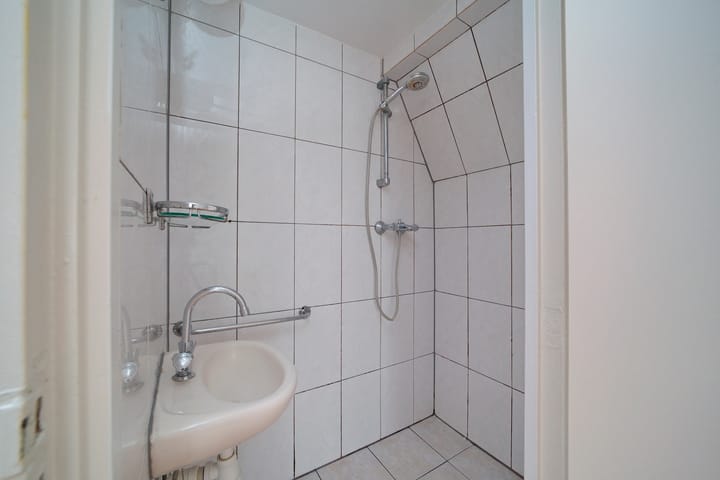 Photo 14 of Newtonstraat 256