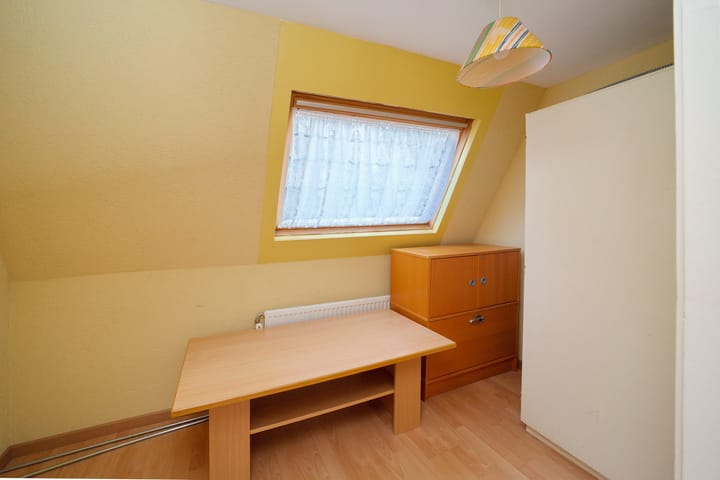 Photo 21 of Newtonstraat 256