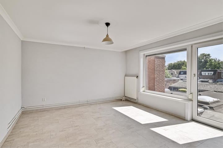 Photo 19 of Boutershemstraat 51