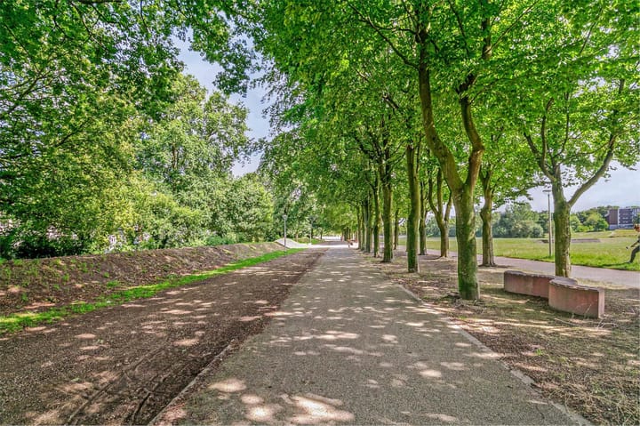 Photo 36 of Boutershemstraat 51