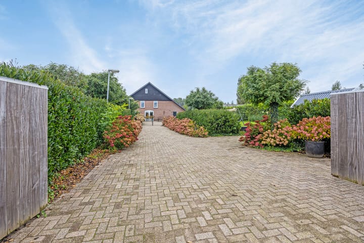 Photo 1 of Dwarsweg 2