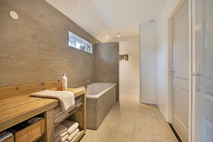 Photo 21 of Dwarsweg 2